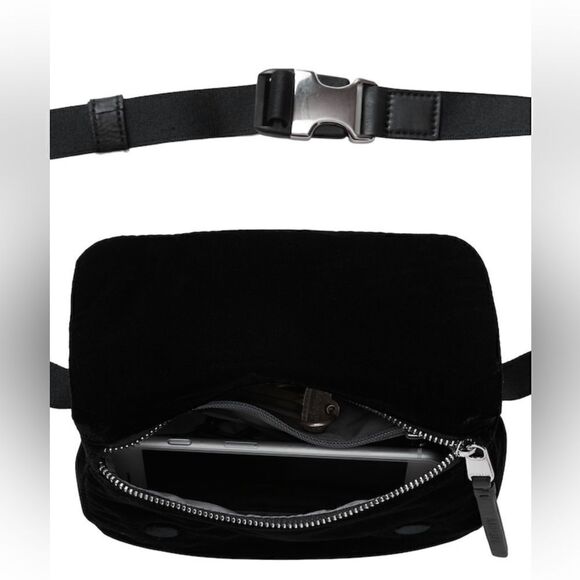 Athleta Revive Velvet Waistbag - Picture 4 of 14